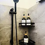 Unde Apartman